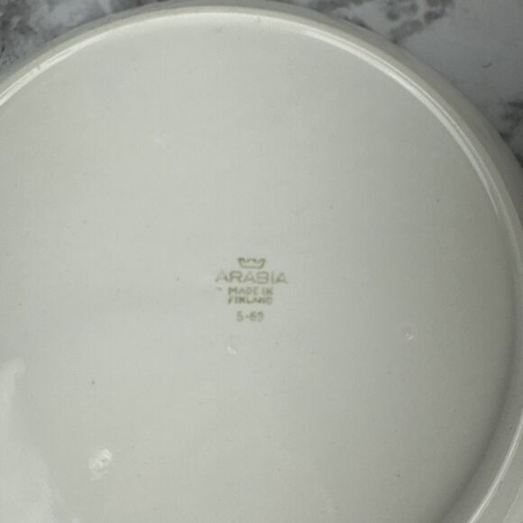 Arabia Finland Breakfast Set Cup 2 Saucers Kaj Franck Red Riikinkukko Uosikkinen - Picture 6 of 12